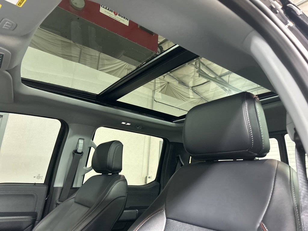 Used 2024 Ford F350 Lariat w/ Chrome Package image 8