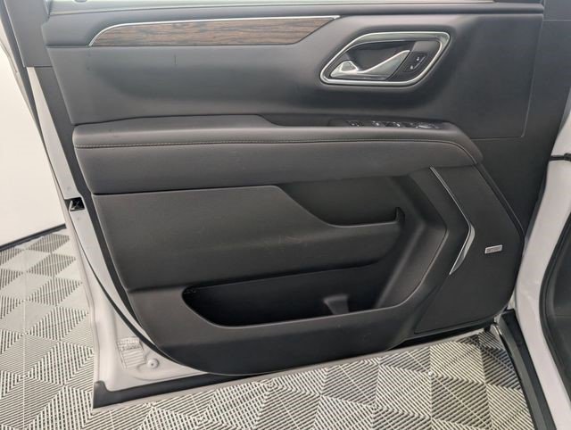 Certified 2023 Chevrolet Suburban Premier image 8