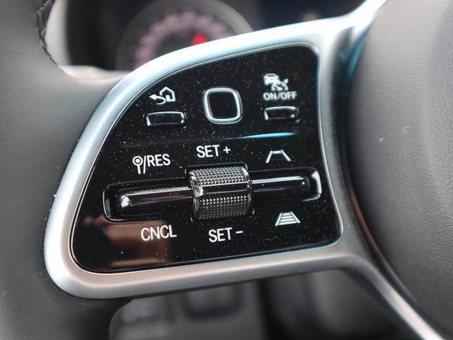 Used 2024 Mercedes-Benz Sprinter 2500 image 13