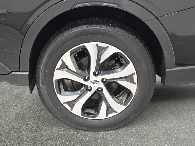 Used 2021 Subaru Outback Touring XT AWD/4WD image 31