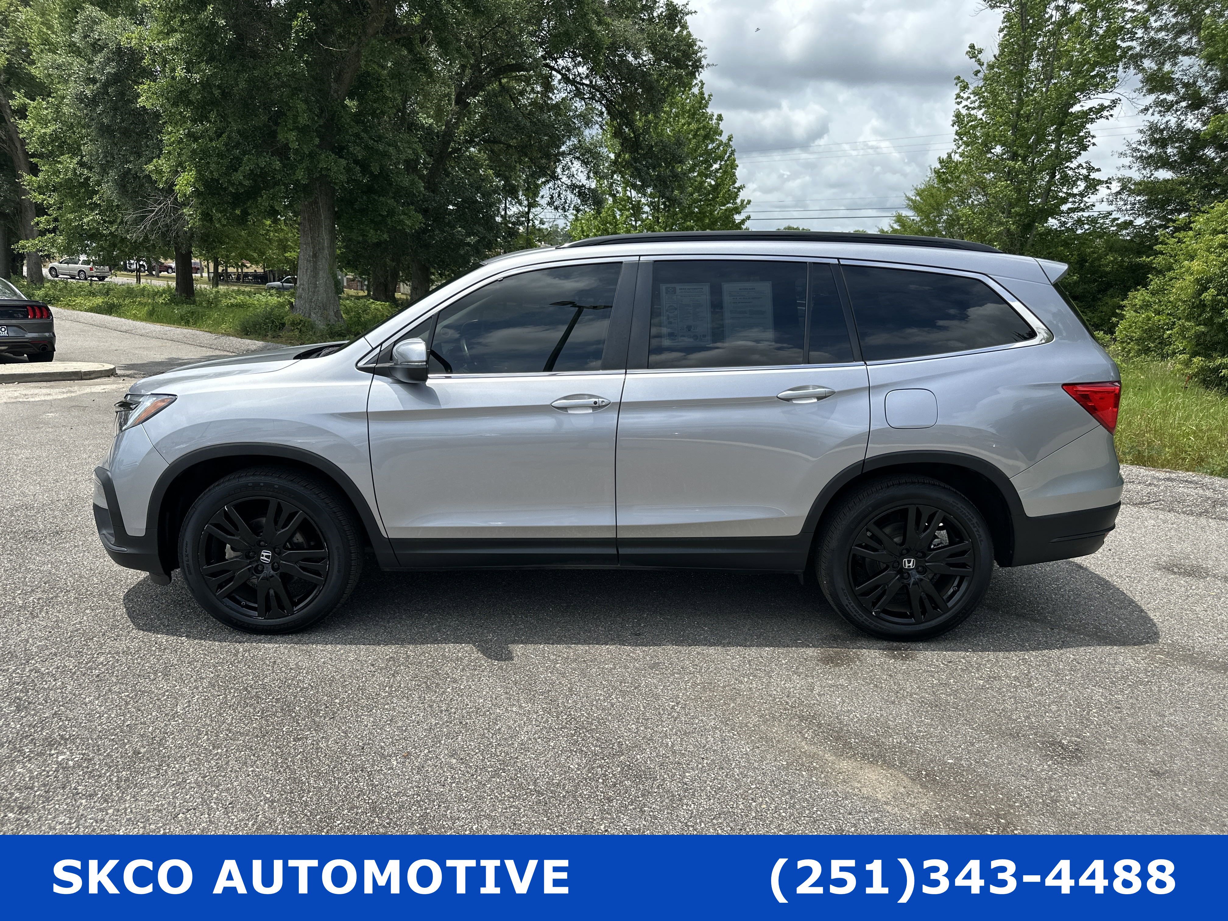 Used 2021 Honda Pilot Special Edition image 2