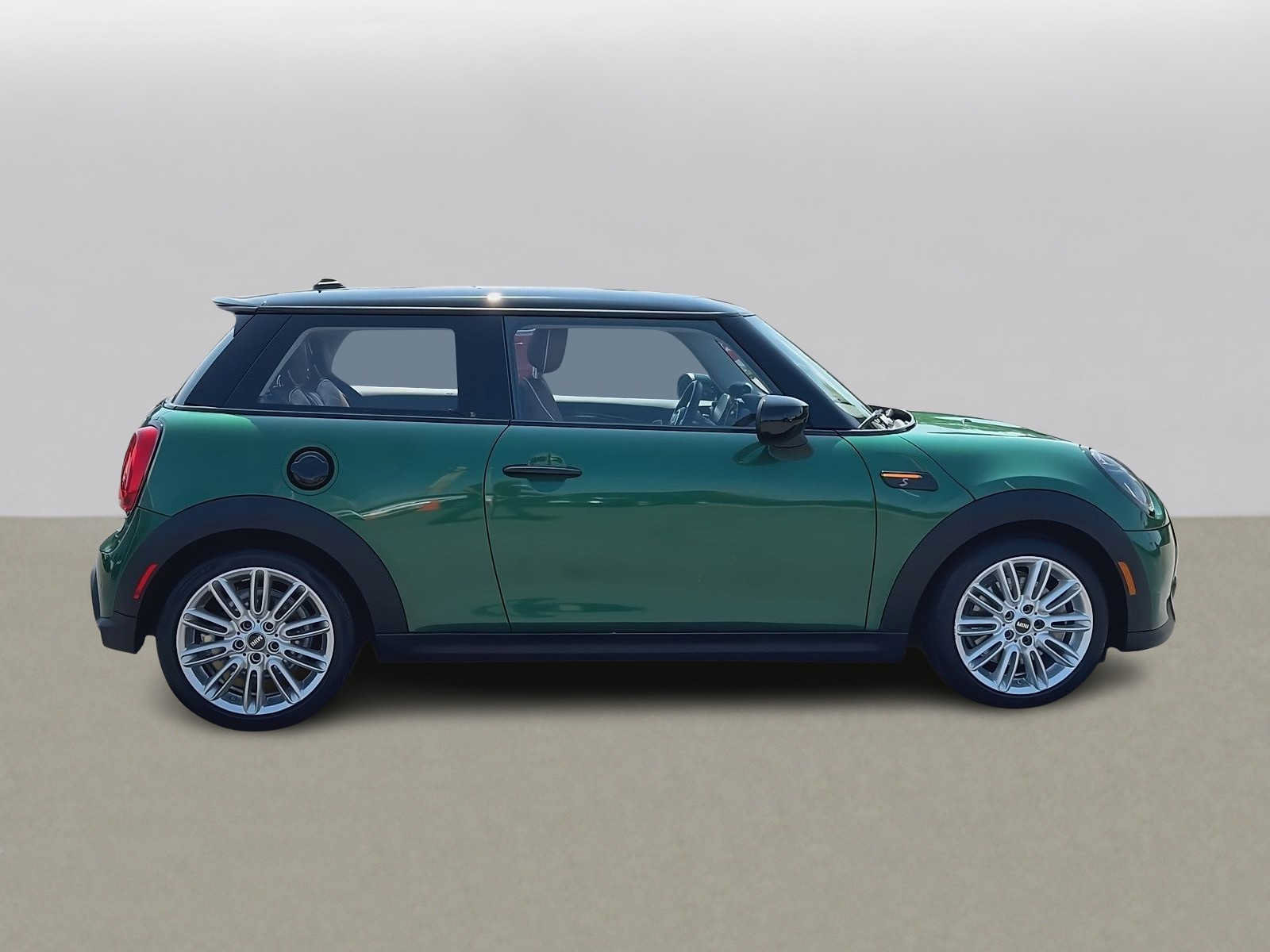 Used 2022 MINI Cooper S FWD image 5