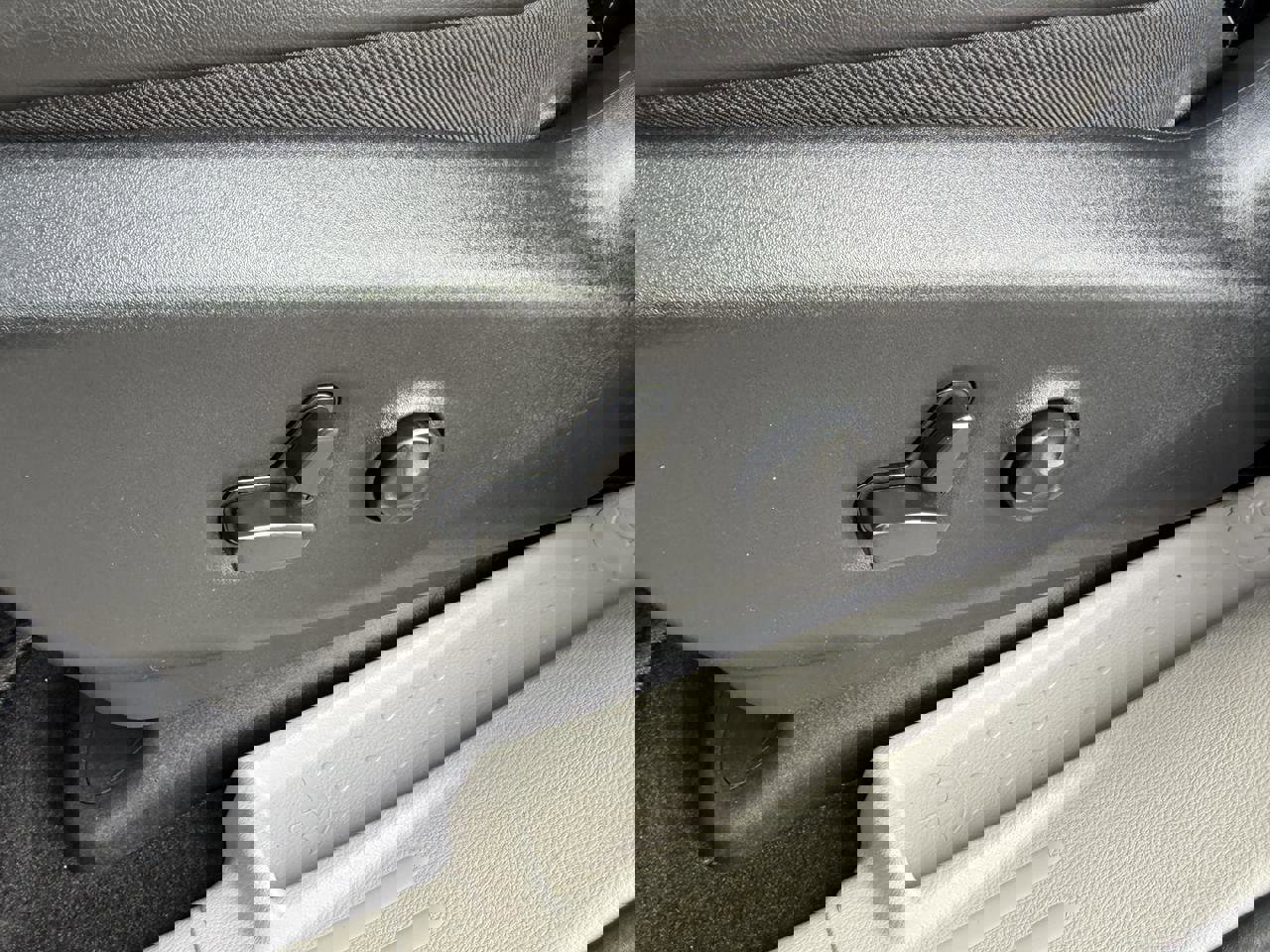 Used 2022 Chrysler Pacifica Limited w/ Uconnect Theater Family Group image 14