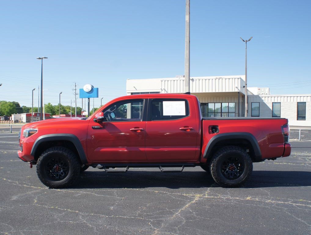 Used 2017 Toyota Tacoma TRD Pro AWD/4WD image 13