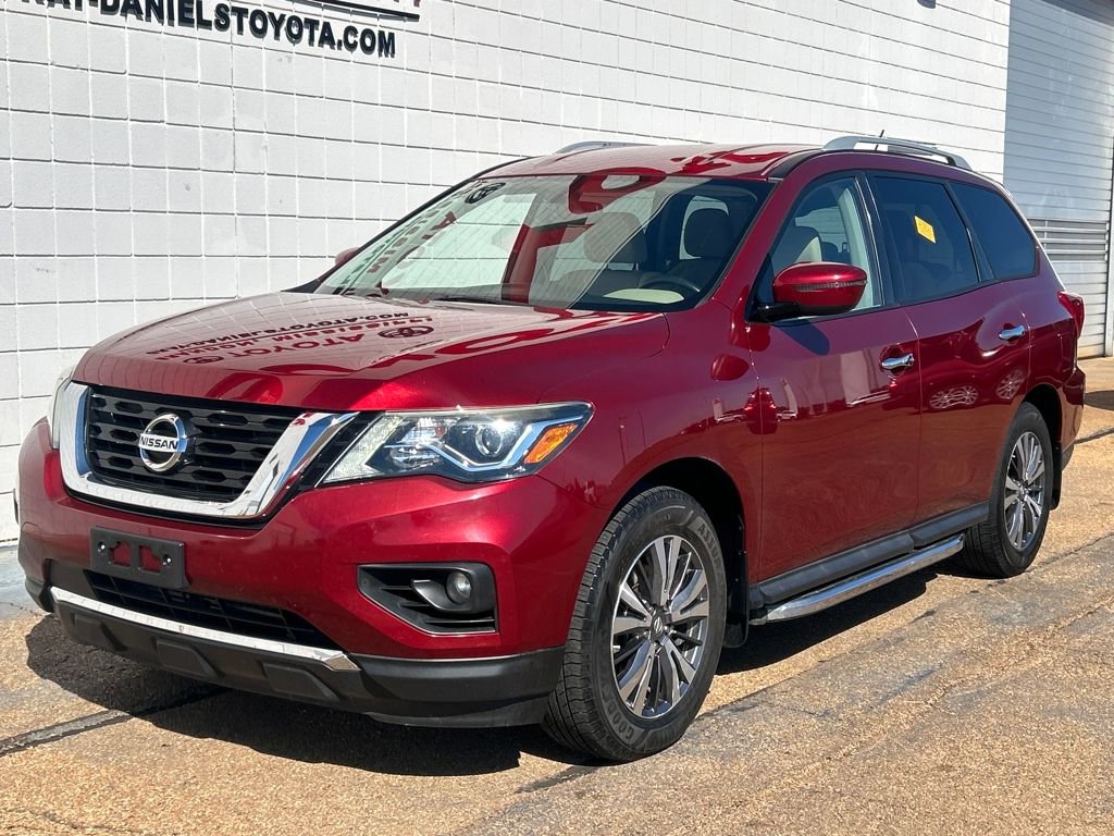 Used 2018 Nissan Pathfinder SV w/ SV All Weather Package video 1