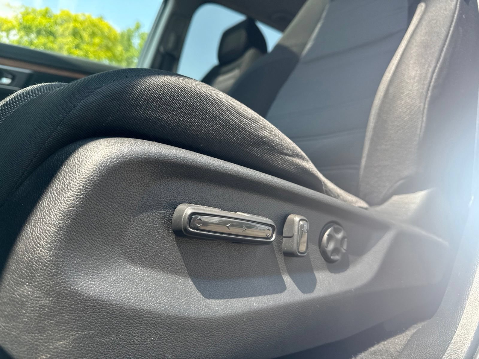 Used 2021 Honda CR-V EX image 15
