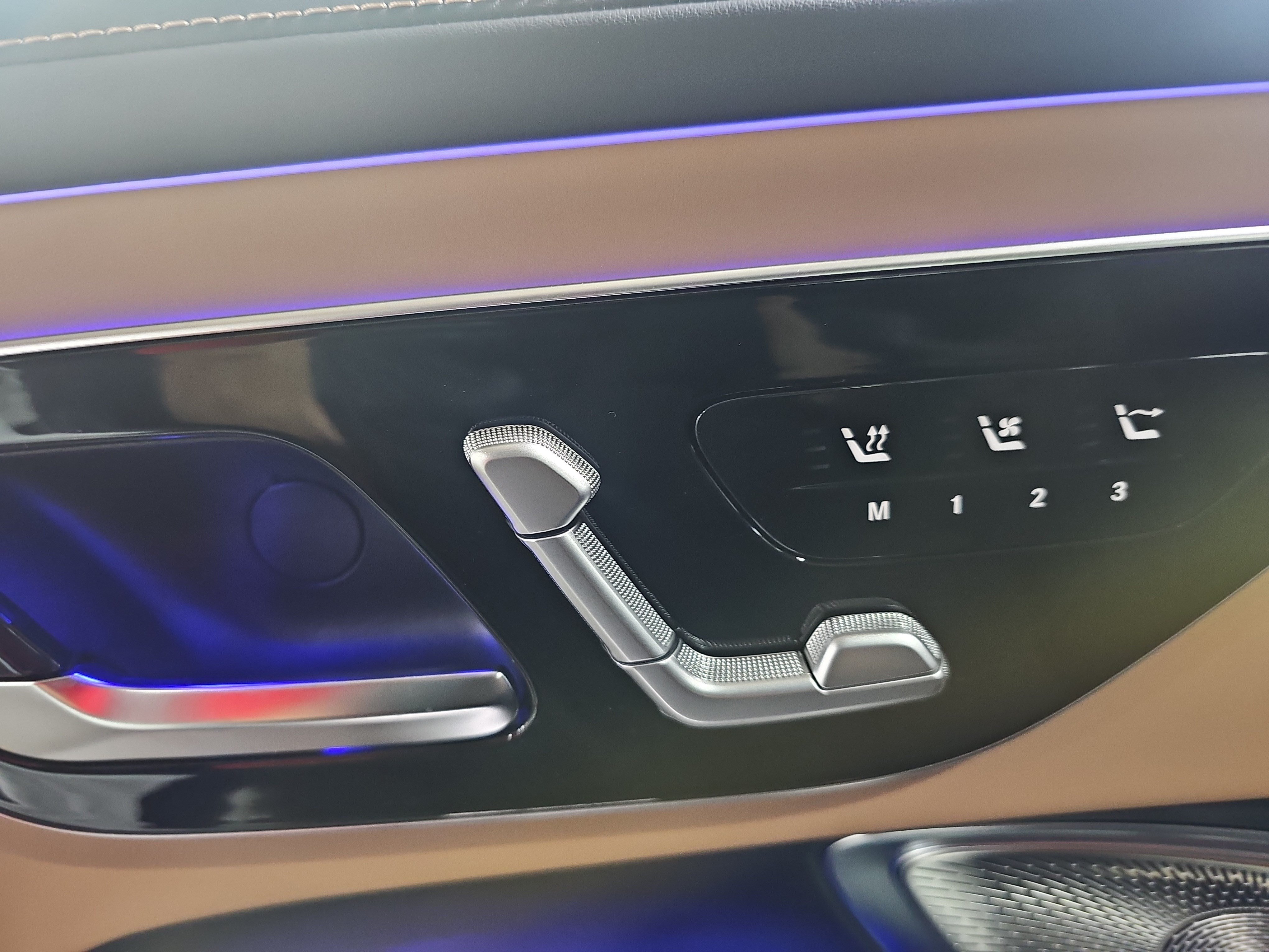 New 2027 Mercedes-Benz CLE 53 AMG 4MATIC Cabriolet image 30