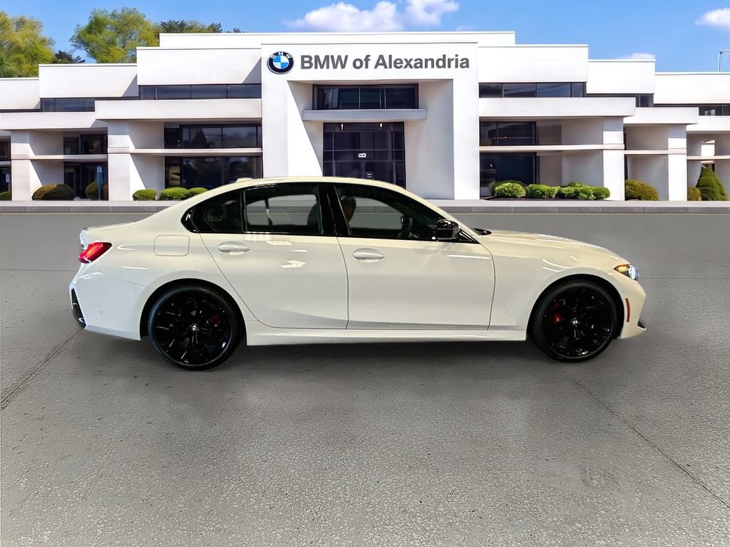 New 2026 BMW 330i xDrive Sedan w/ M Sport Package AWD/4WD image 4