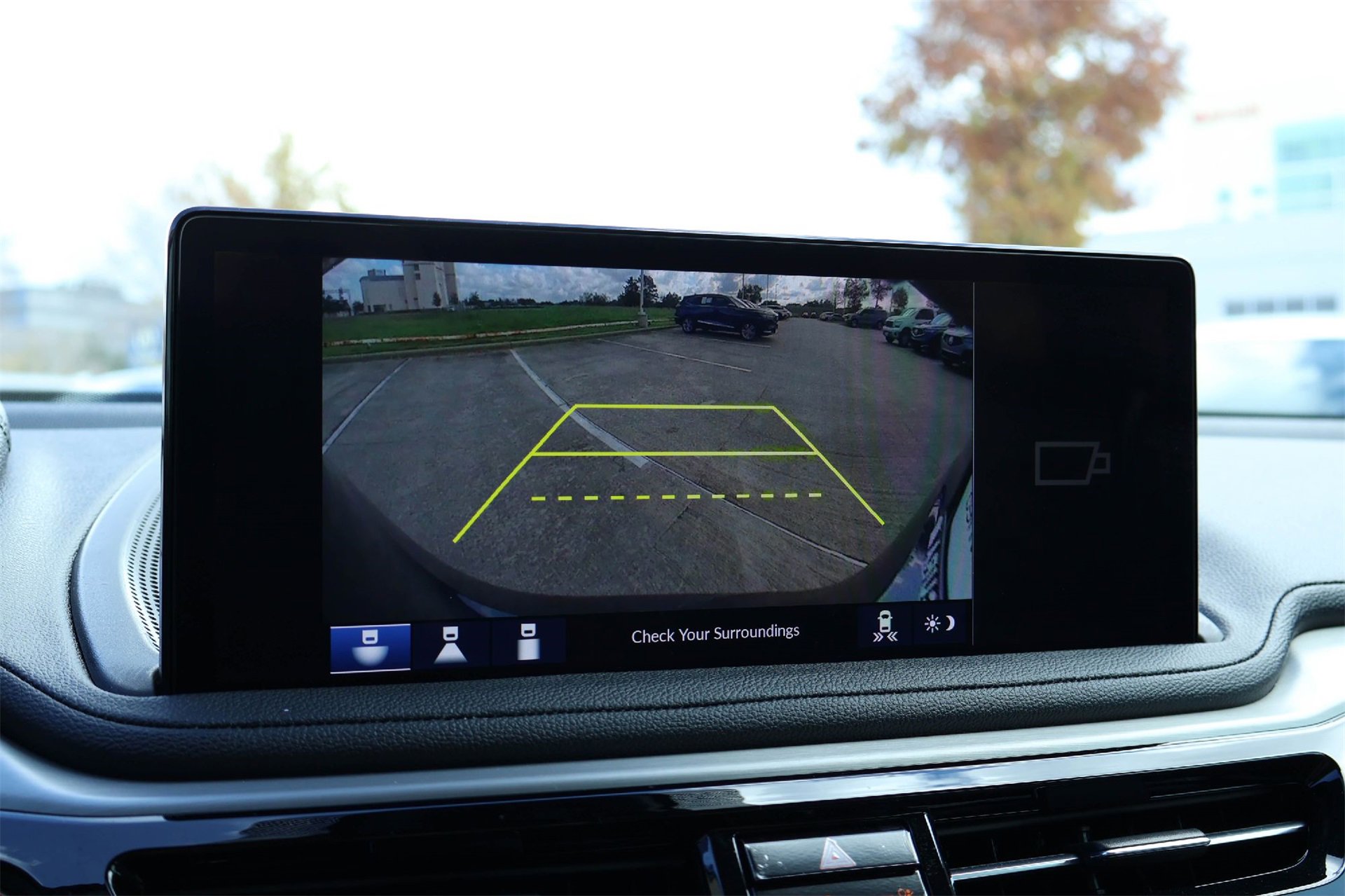 Certified 2025 Acura MDX SH-AWD image 27