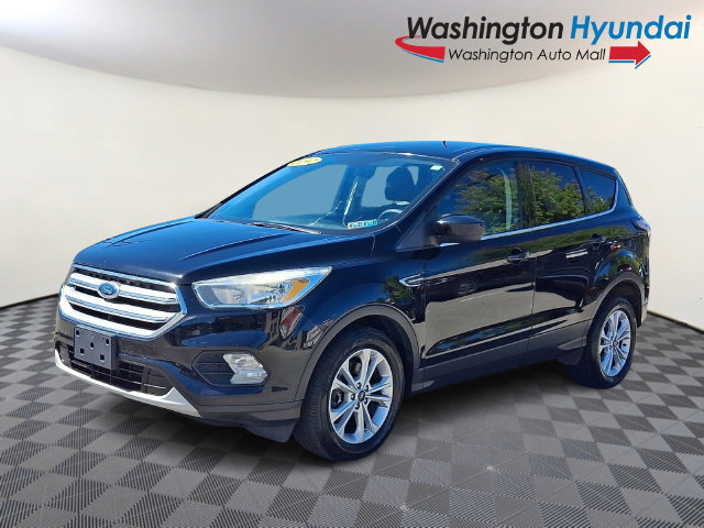 Used 2017 Ford Escape SE AWD/4WD image 3
