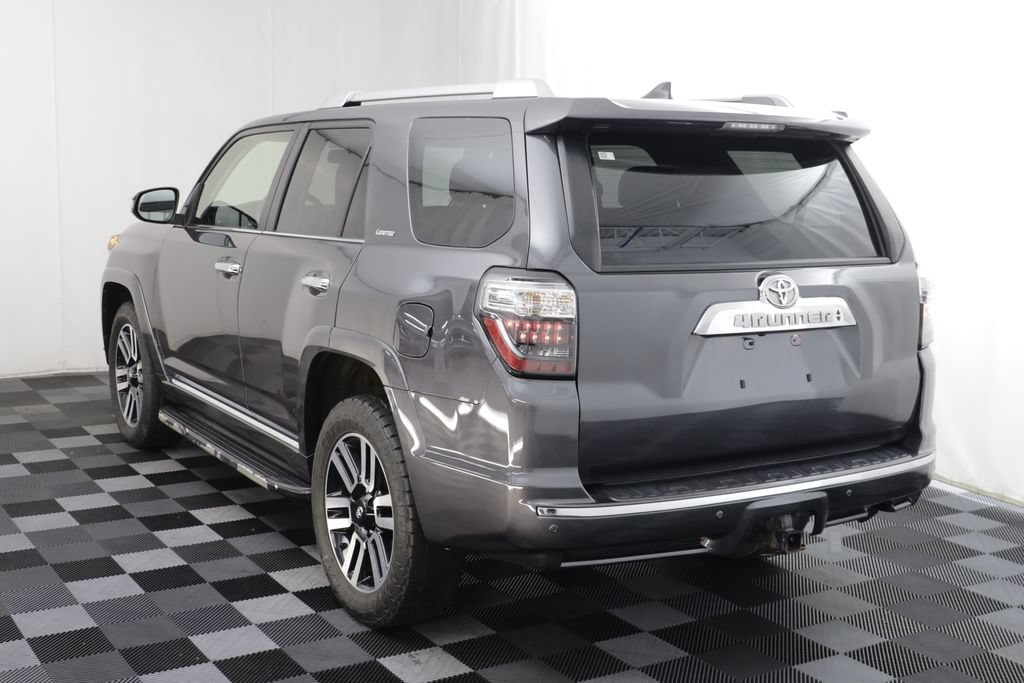 Used 2023 Toyota 4Runner Limited AWD/4WD image 17