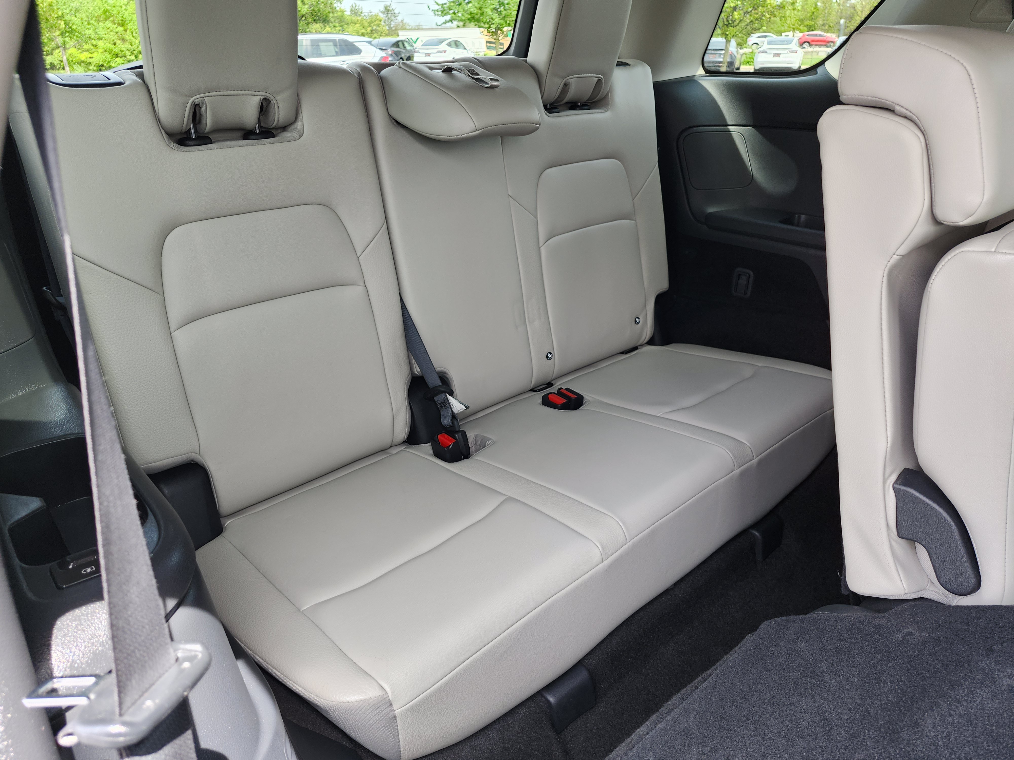 Used 2023 Nissan Pathfinder SL AWD/4WD image 20