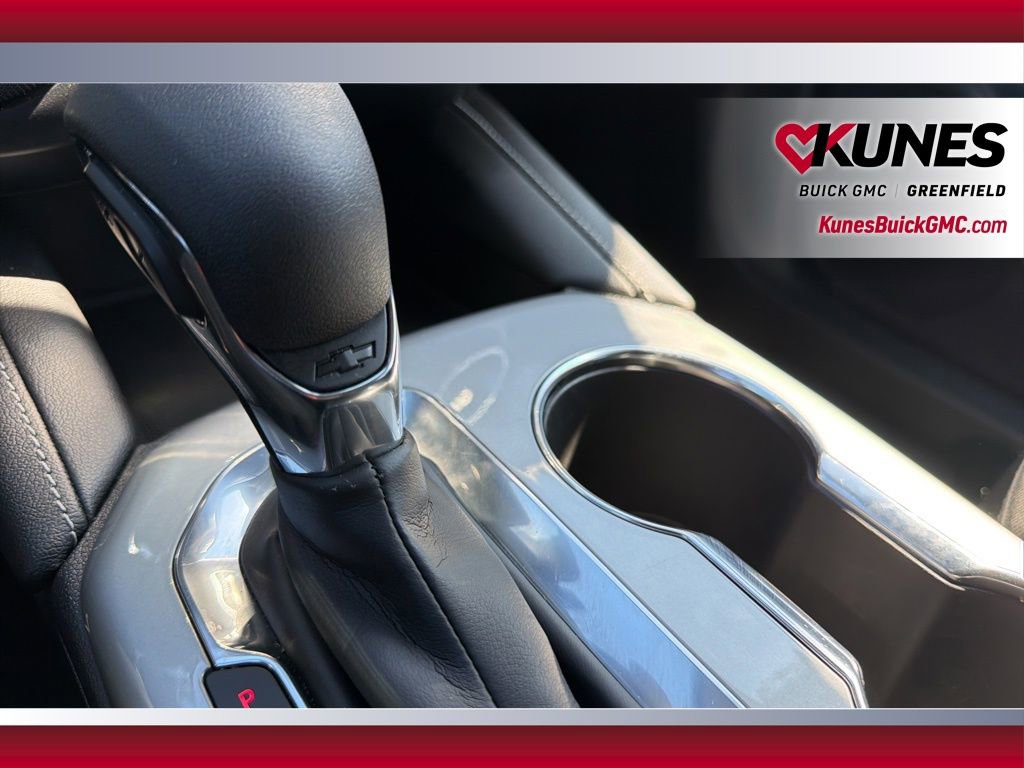 Used 2025 Chevrolet Blazer LT FWD image 34
