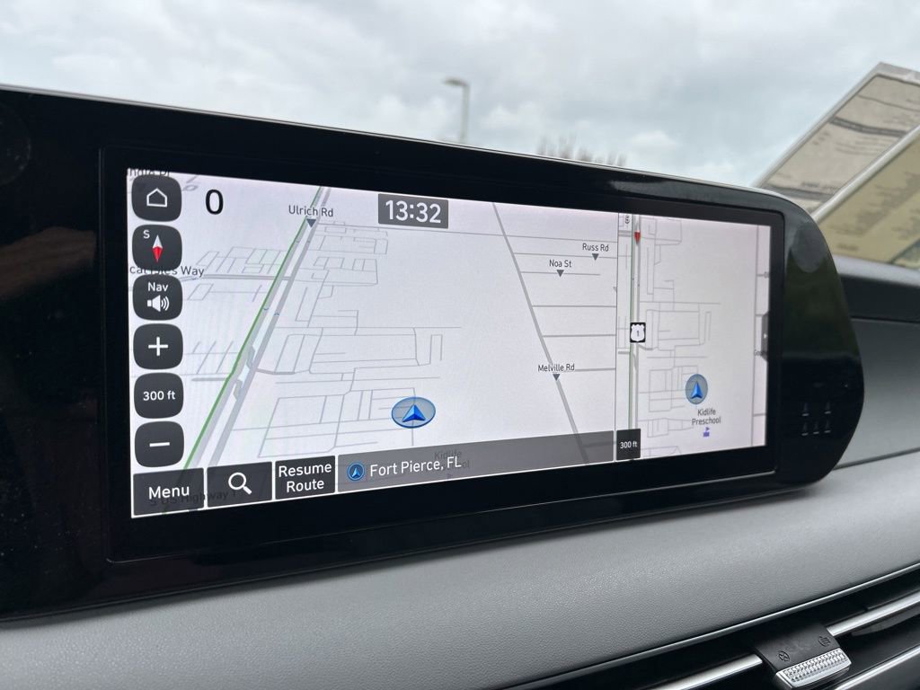 Used 2024 Hyundai Palisade SEL FWD image 34