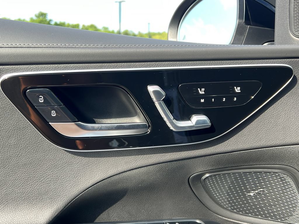 New 2026 Mercedes-Benz C 300 4MATIC Sedan image 12