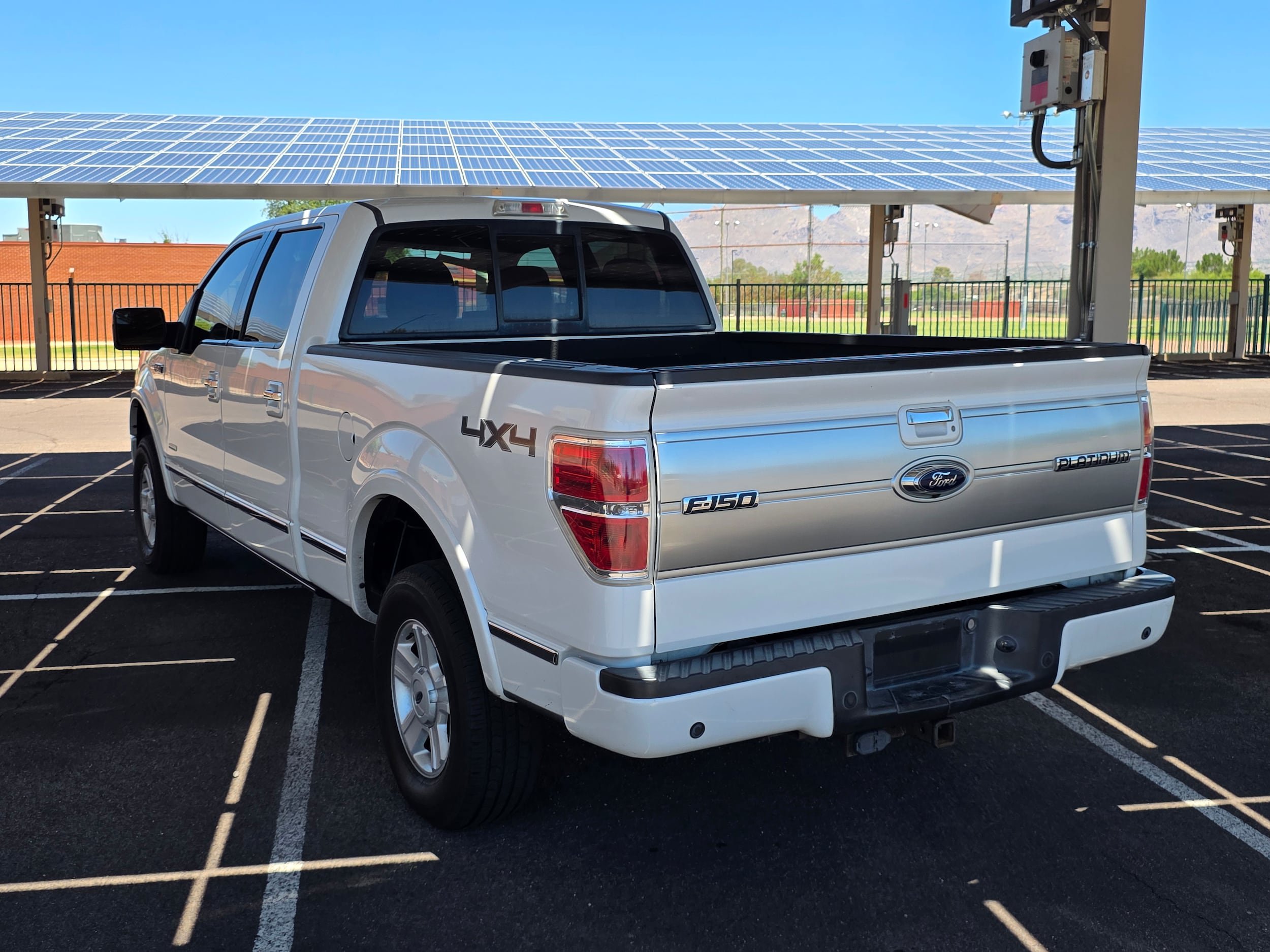 Used 2014 Ford F150 Platinum AWD/4WD image 3