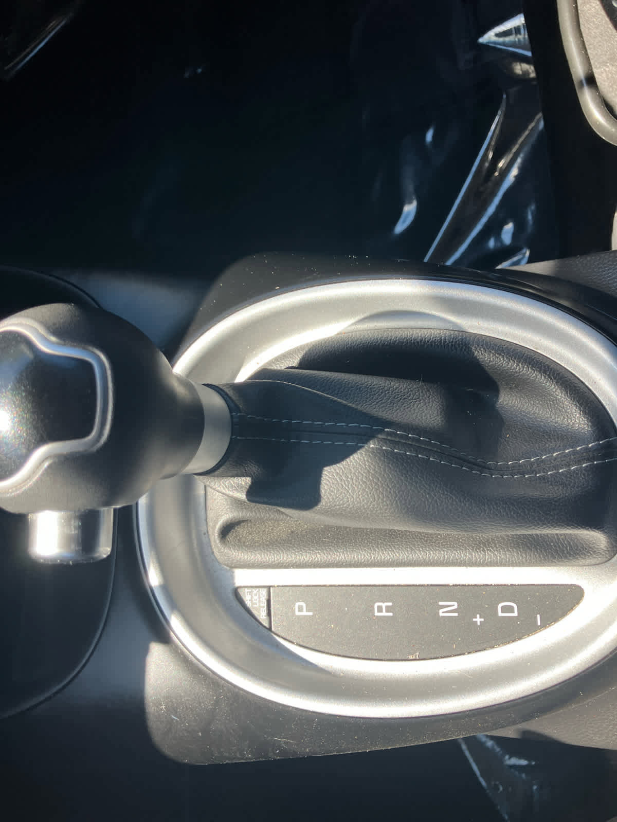Used 2017 Kia Soul + FWD image 12
