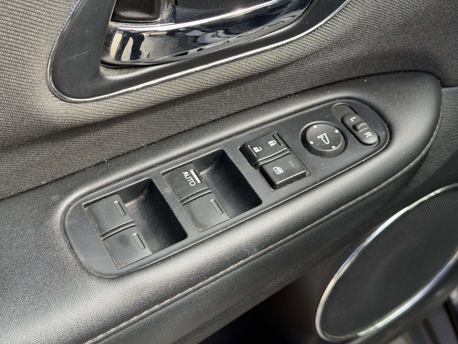 Used 2019 Honda HR-V EX image 15