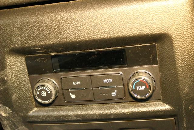 Used 2023 Chevrolet Traverse Premier AWD/4WD image 15
