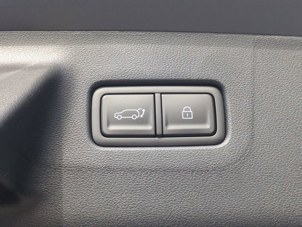 New 2026 Hyundai Santa Fe SE image 15