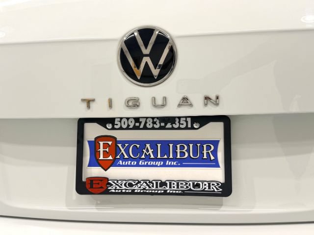 Used 2024 Volkswagen Tiguan SE AWD/4WD image 12