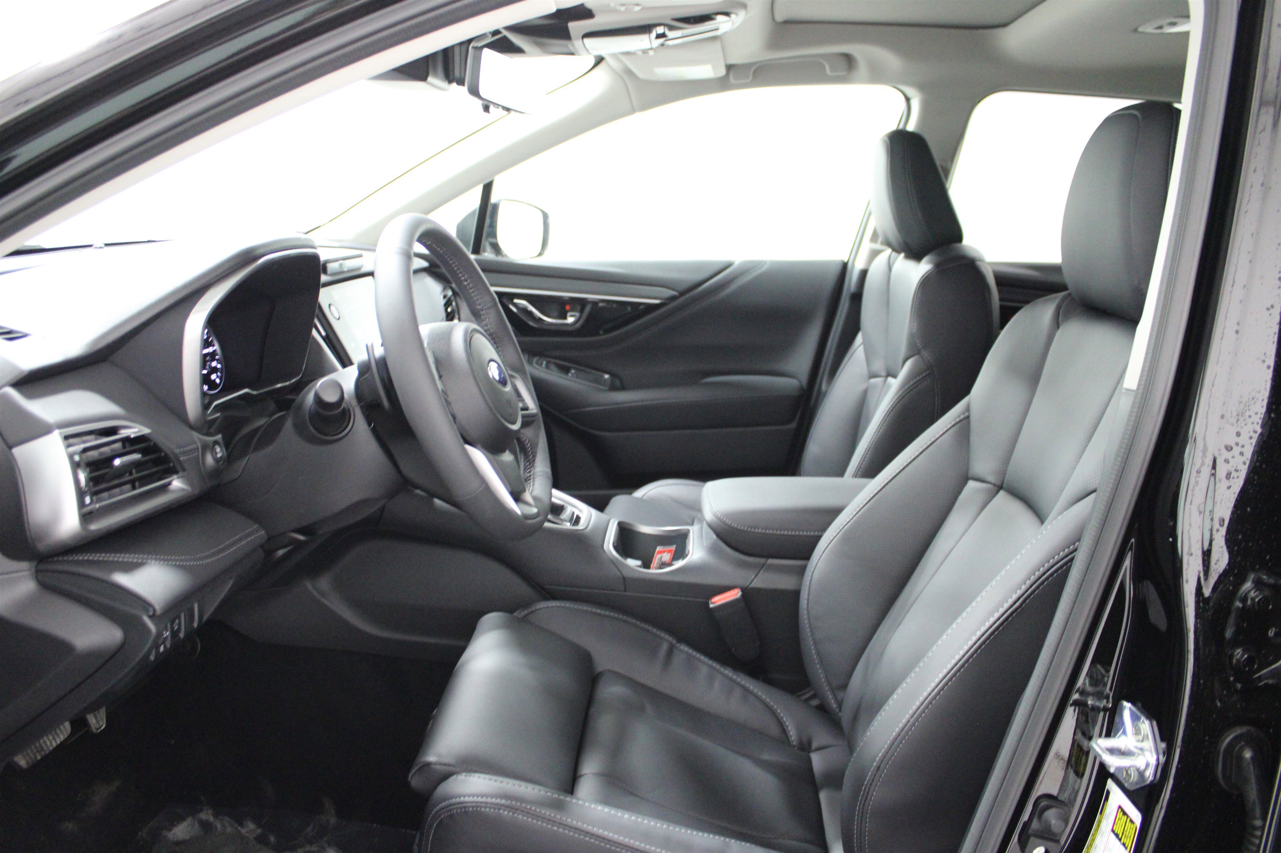 New 2025 Subaru Outback Touring image 7