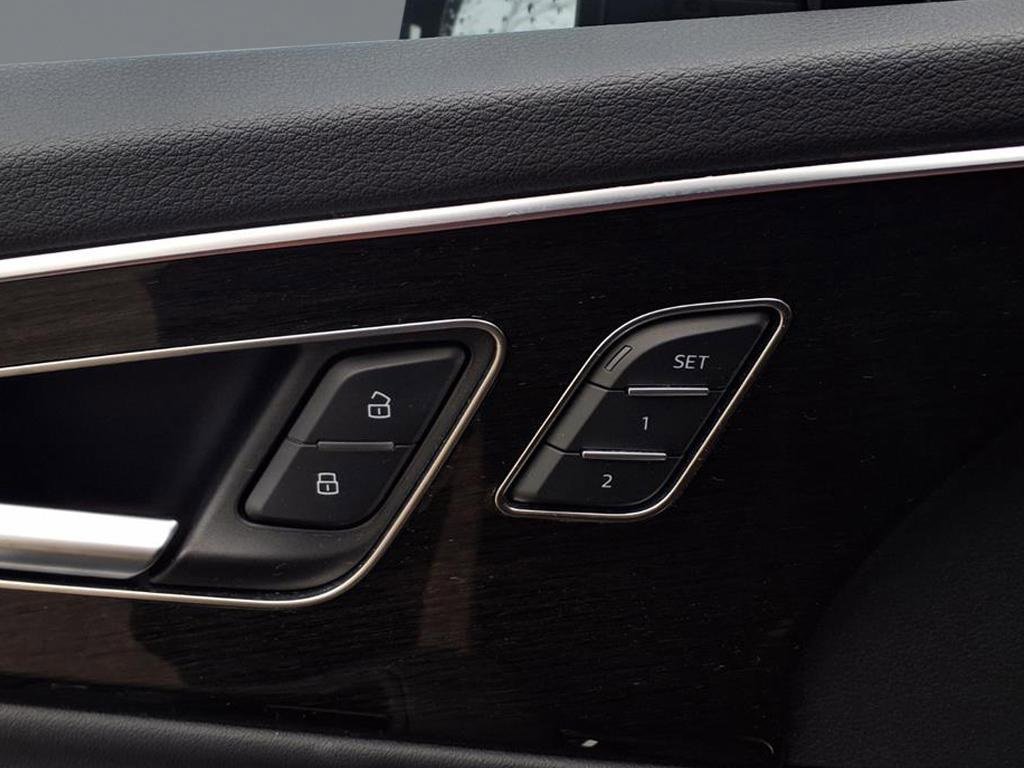 Used 2023 Audi Q7 3.0T Premium Plus w/ Premium Plus Package image 10