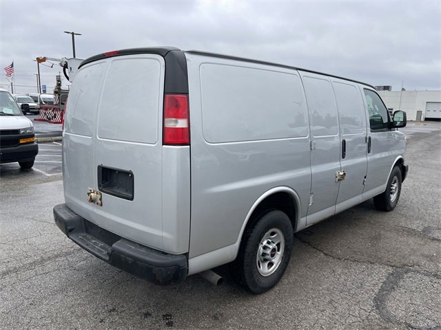 Used 2016 GMC Savana 2500 image 14