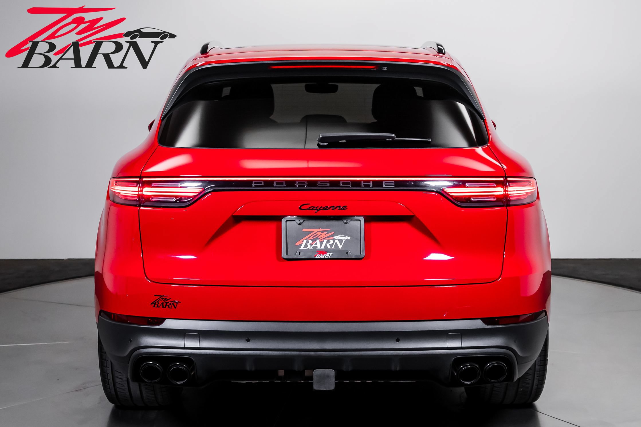 Used 2023 Porsche Cayenne AWD/4WD image 4