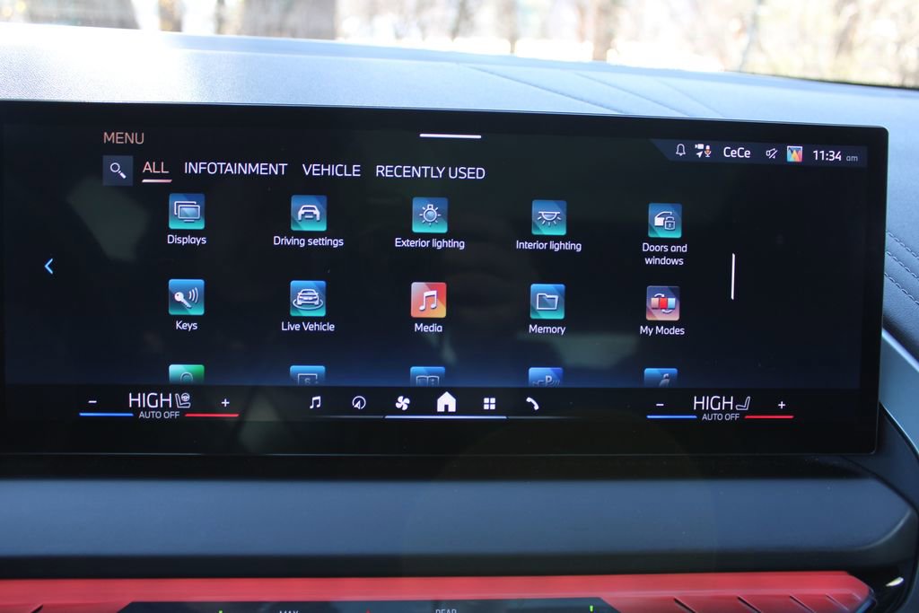 Used 2025 BMW X3 xDrive30i w/ Premium Package image 16