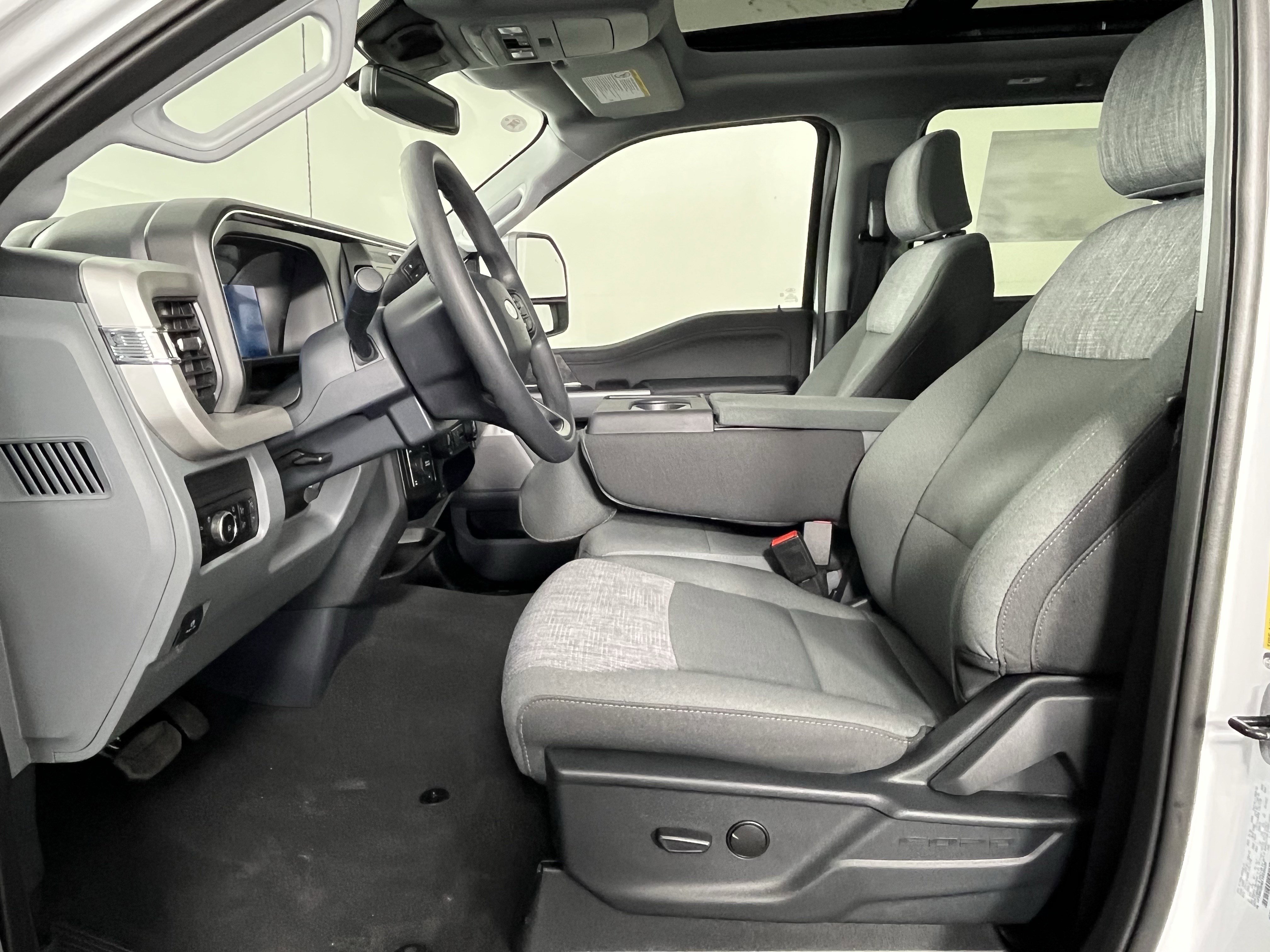 New 2026 Ford F350 XLT AWD/4WD image 10