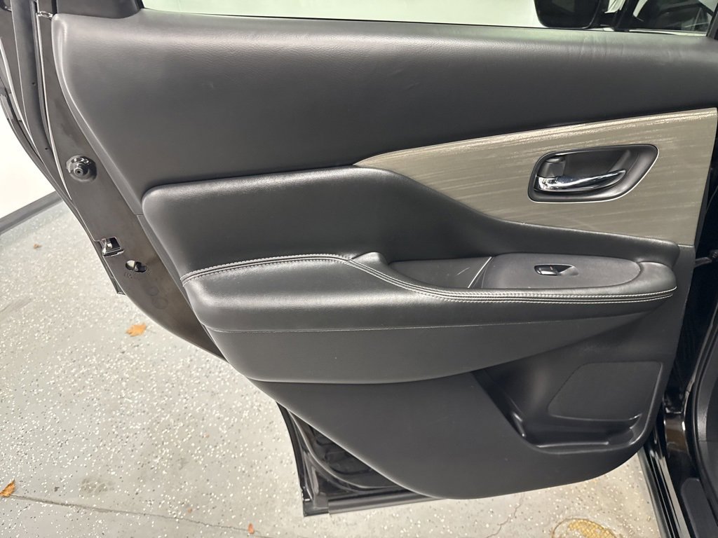 Used 2018 Nissan Murano AWD image 21