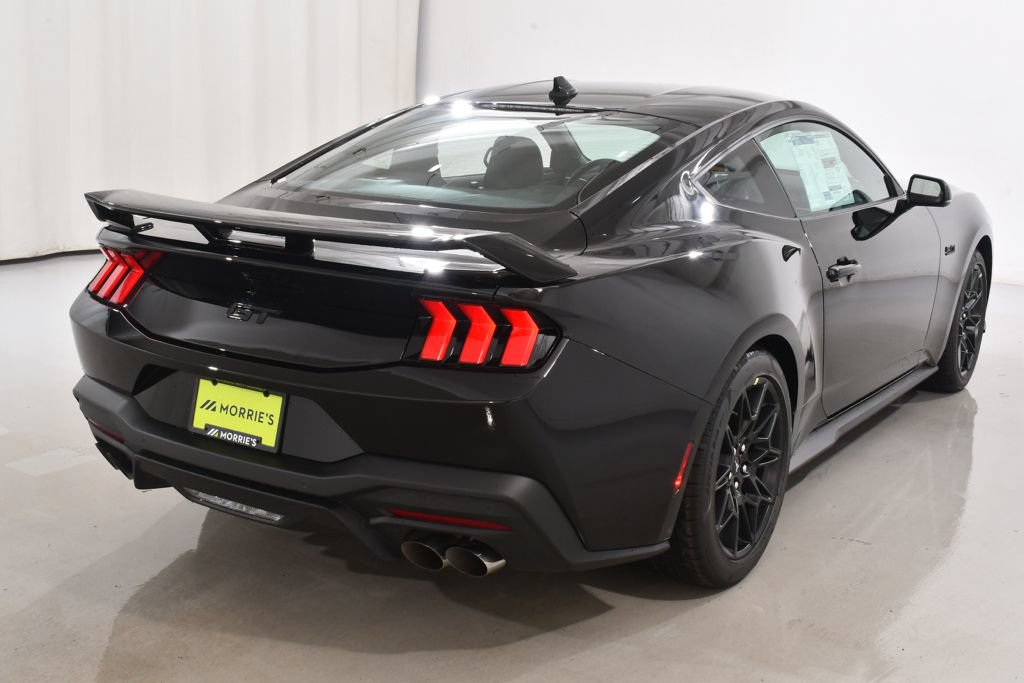 New 2026 Ford Mustang GT Premium w/ GT Performance Package RWD image 12