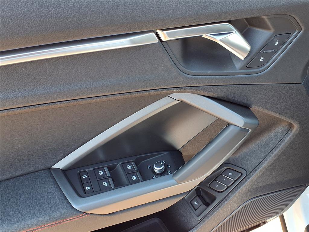 New 2025 Audi Q3 2.0T Premium Plus image 12