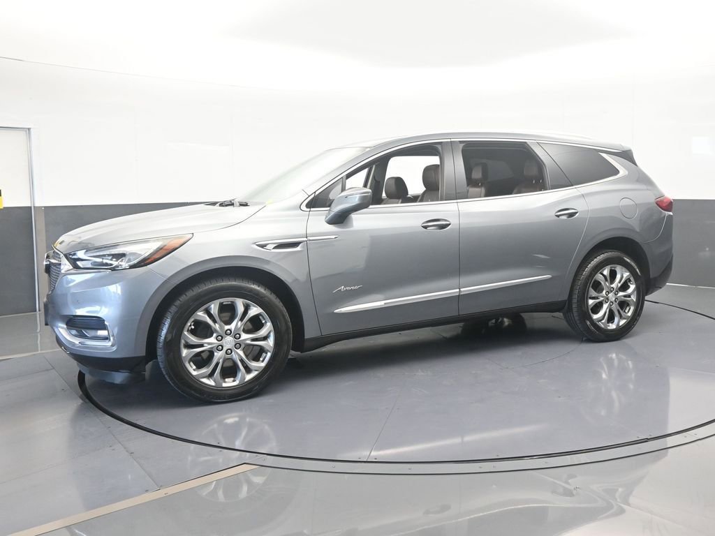 Used 2018 Buick Enclave Avenir w/ Avenir Technology Package image 2