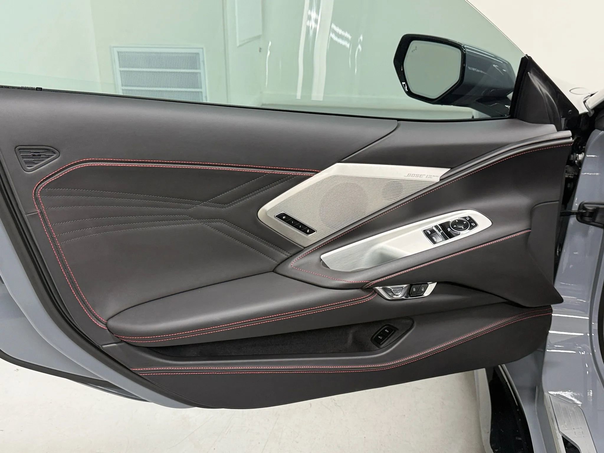 Used 2025 Chevrolet Corvette E-Ray w/ ZER Performance Package image 15