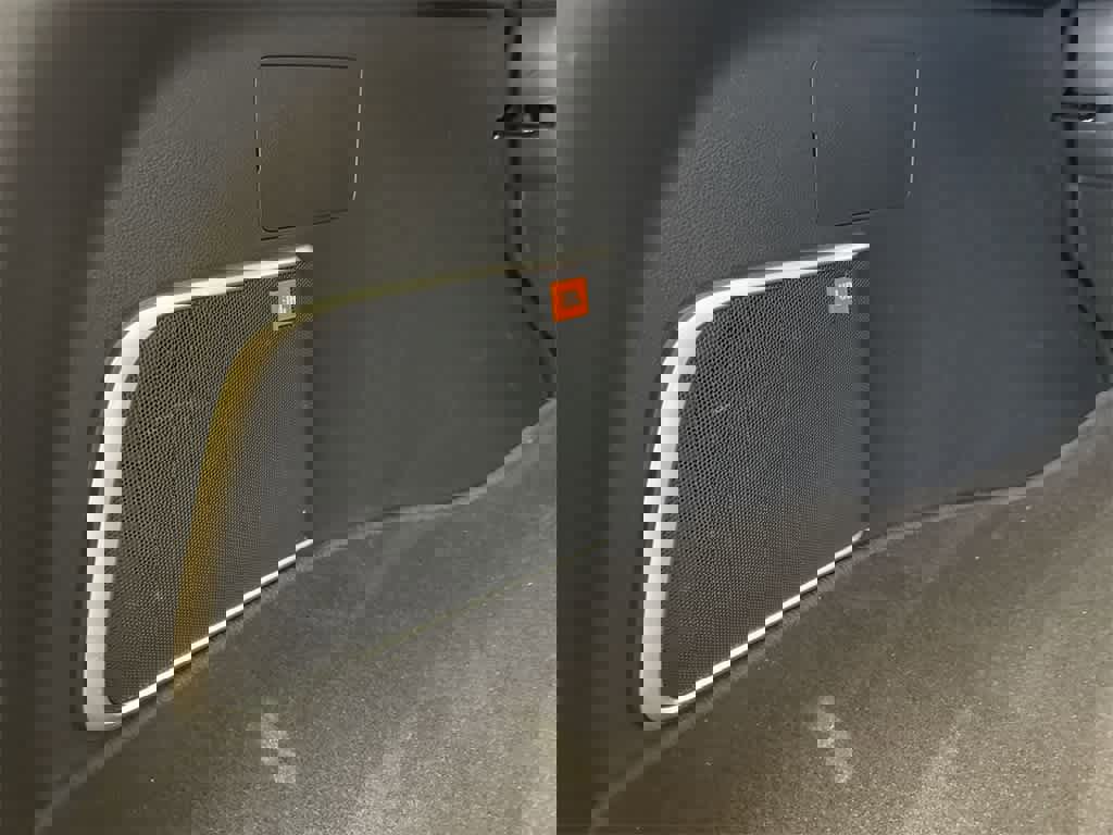 Used 2021 Toyota Venza XLE w/ Softex Package image 31