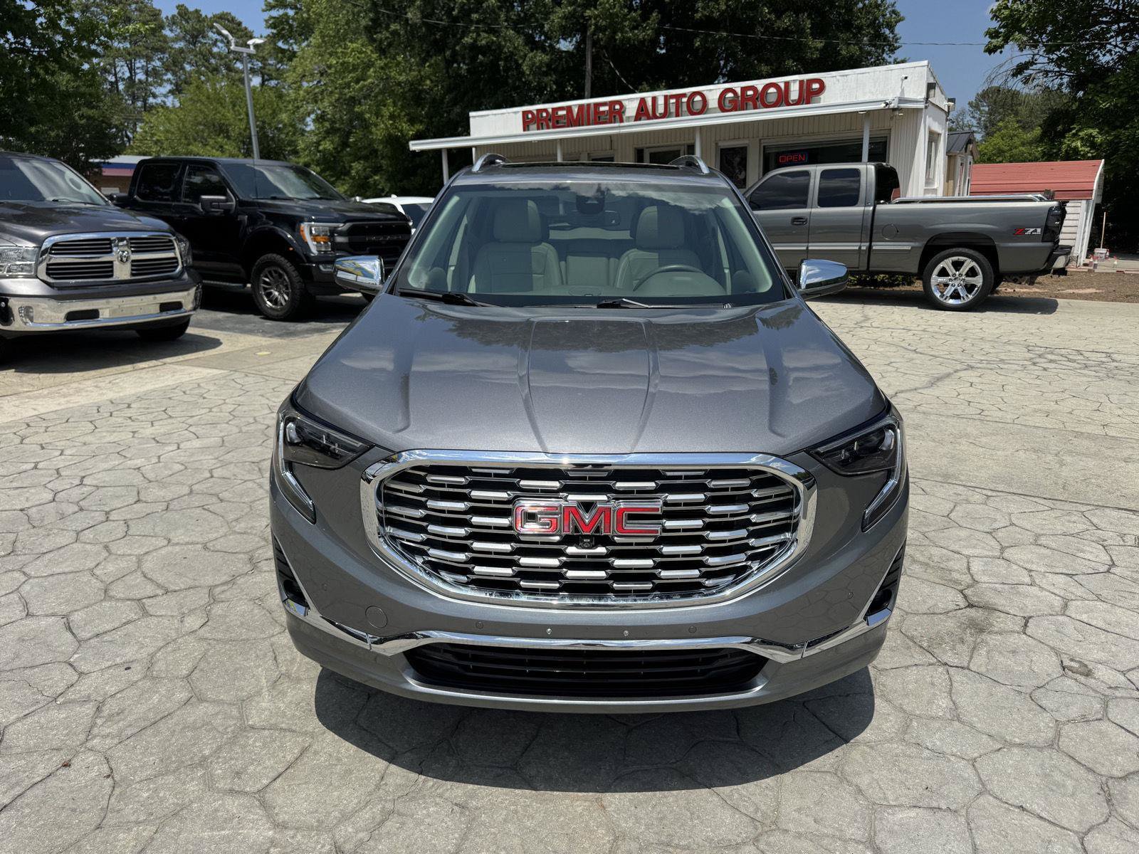Used 2020 GMC Terrain Denali w/ Denali Premium Package AWD/4WD image 20