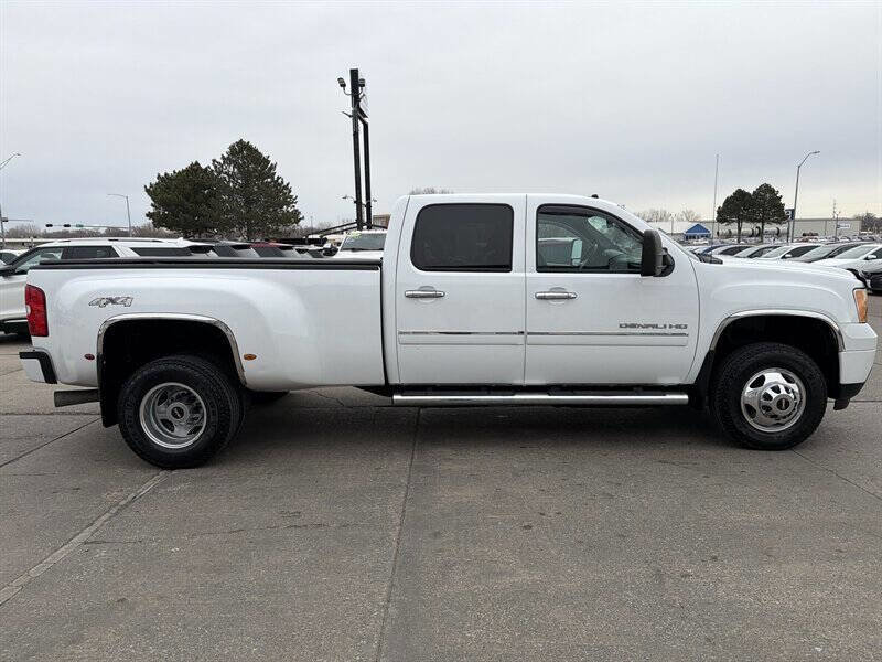 Used 2013 GMC Sierra 3500 Denali image 7