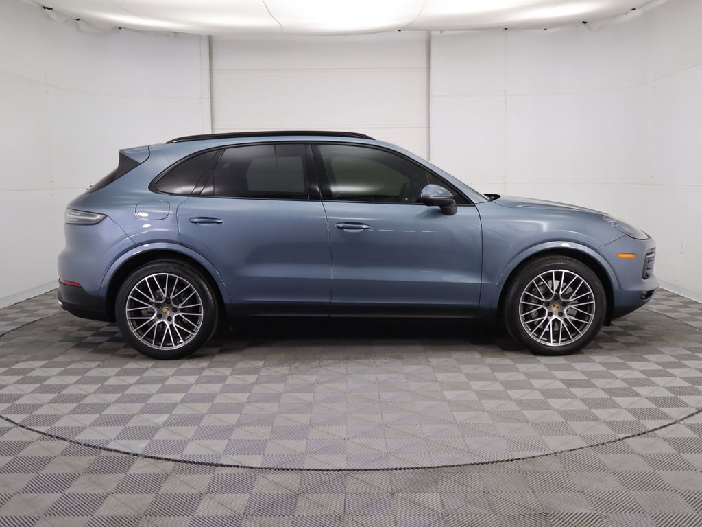 Used 2020 Porsche Cayenne S image 4