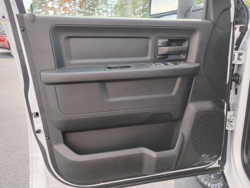 New 2026 RAM 2500 Tradesman AWD/4WD image 17