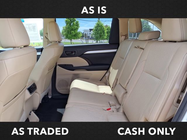 Used 2016 Toyota Highlander Plus FWD image 15