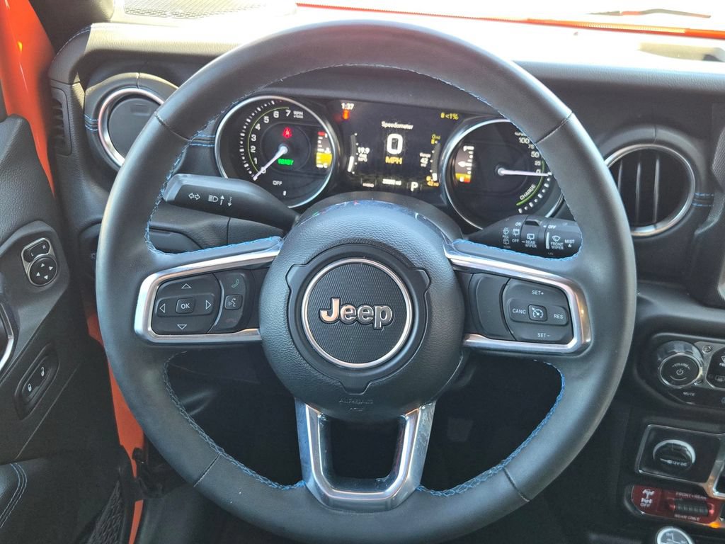 Used 2023 Jeep Wrangler Unlimited Rubicon 4xe w/ Cold Weather Group AWD/4WD image 14