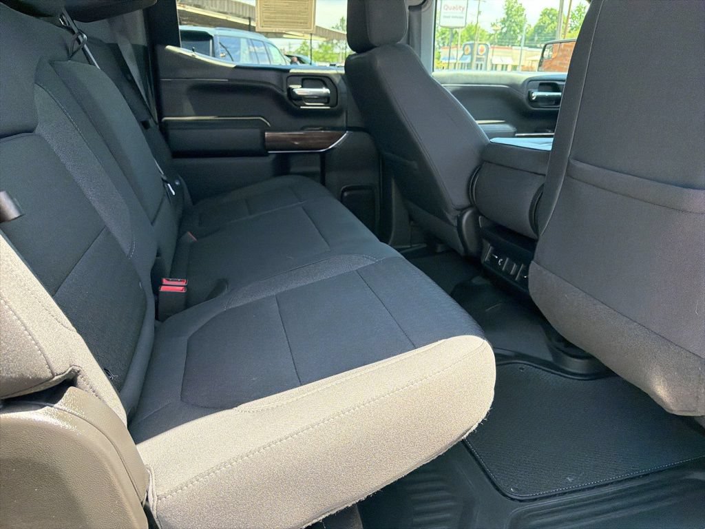 Used 2022 Chevrolet Silverado 1500 RST w/ Redline Edition AWD/4WD image 14