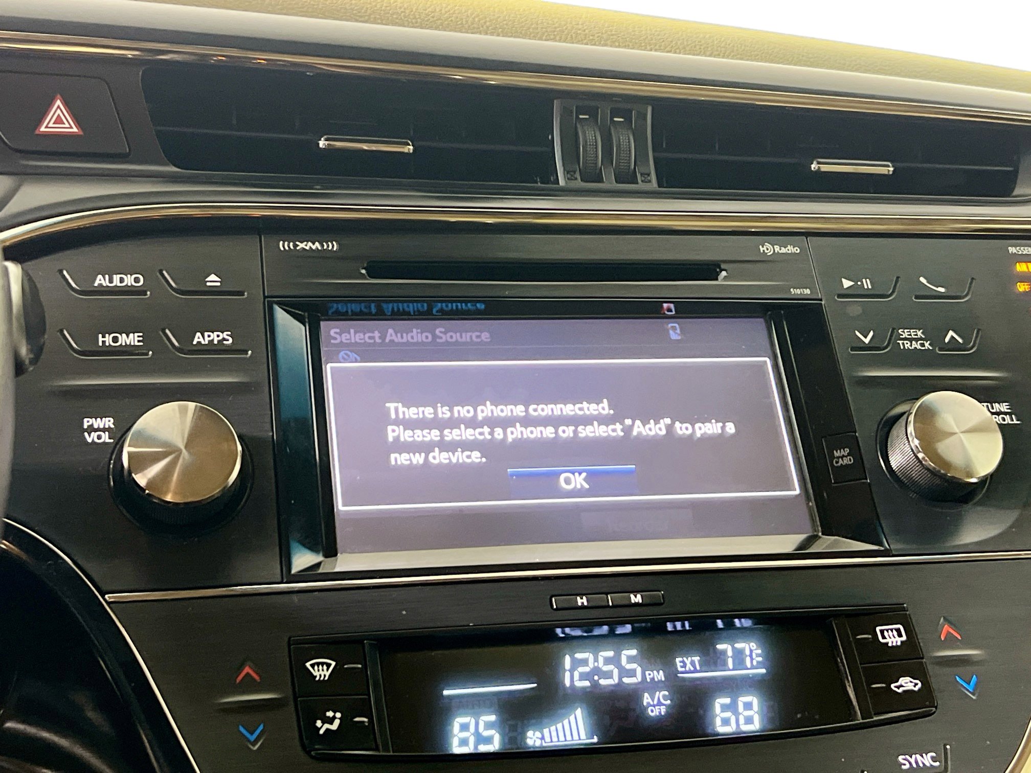 Used 2018 Toyota Avalon XLE Premium image 28