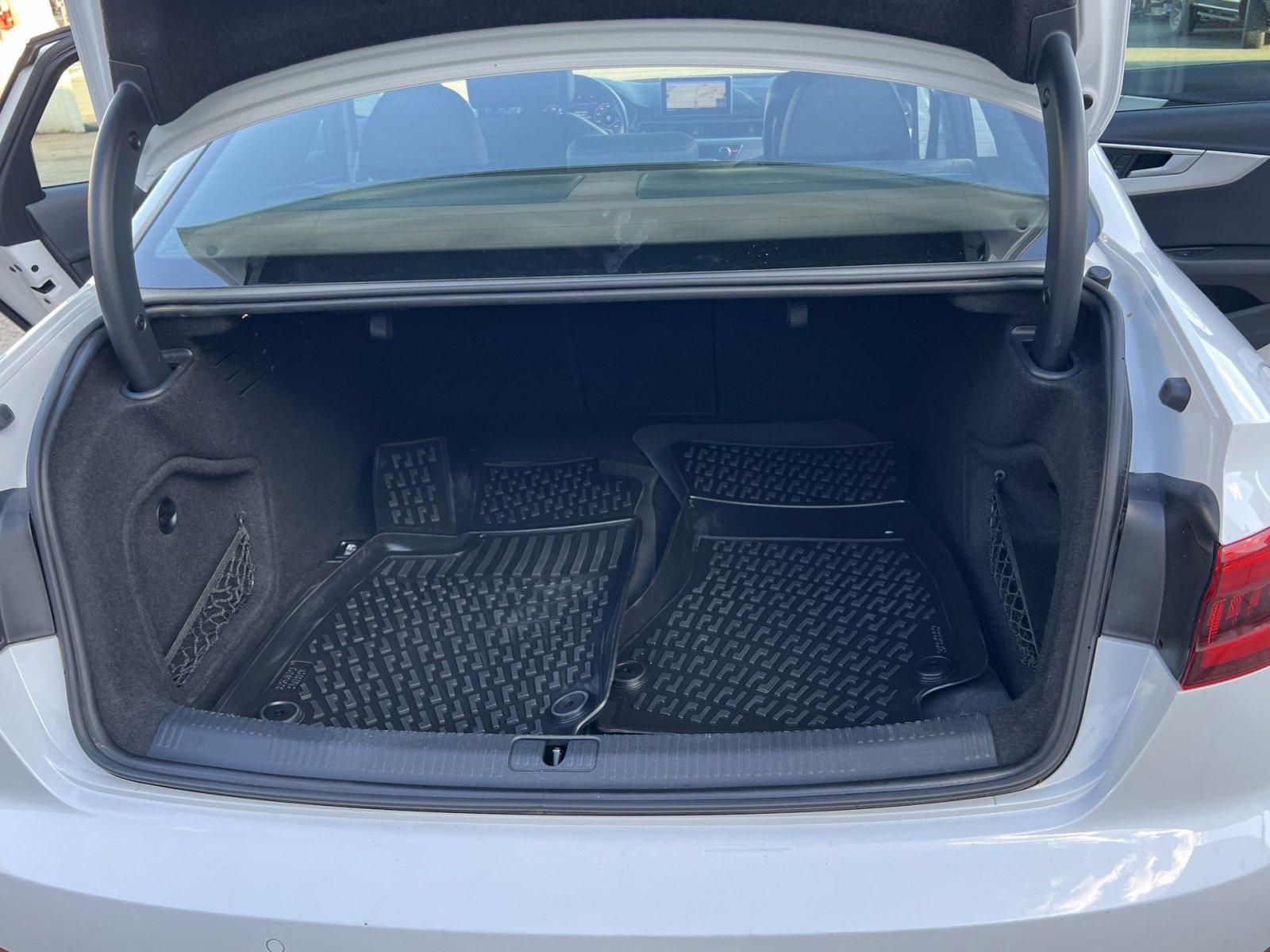 Used 2017 Audi A4 2.0T Prestige image 26