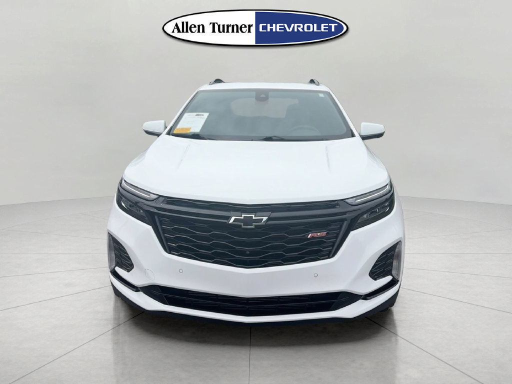 Used 2024 Chevrolet Equinox RS w/ RS Leather Package FWD image 2