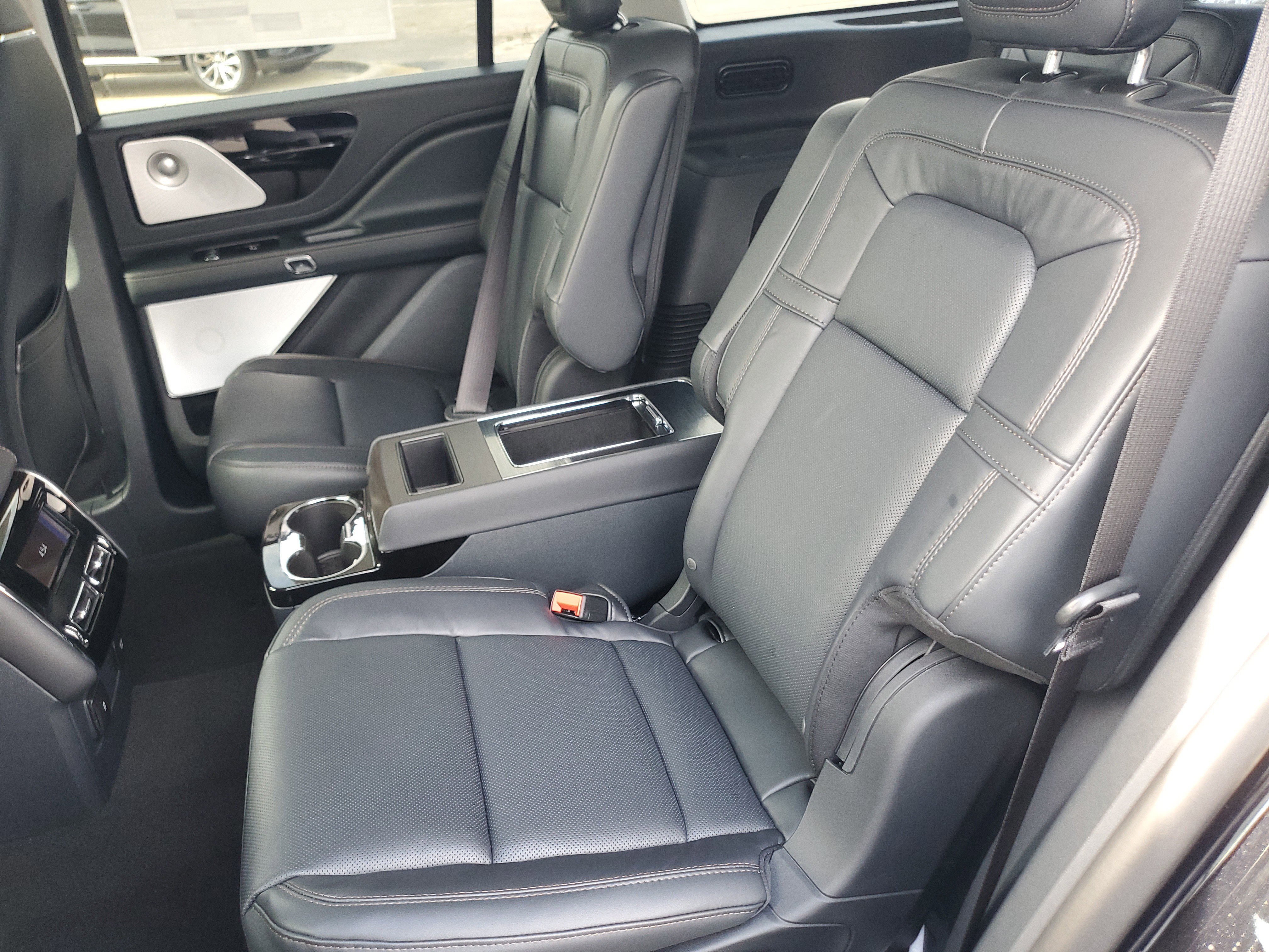 New 2026 Lincoln Aviator Reserve image 26