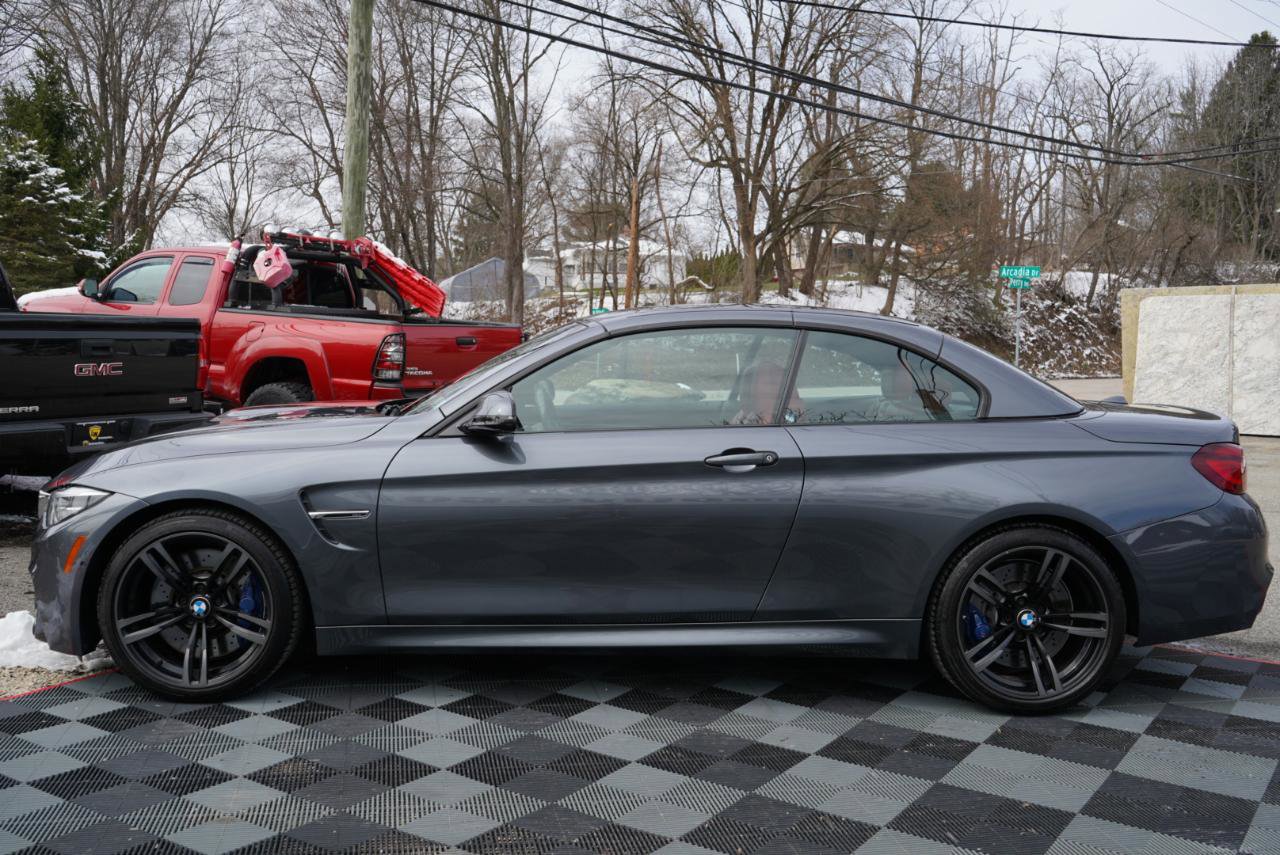 Used 2020 BMW M4 Convertible w/ Executive Package image 11