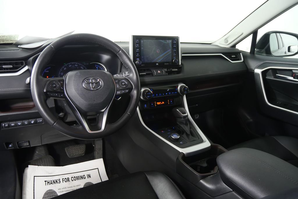 Used 2021 Toyota RAV4 Limited image 13